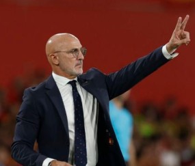 官方：西足协与德拉富恩特续约至2026年