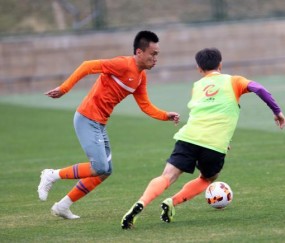 华体会体育-郝式轮转“青”装上阵赢首胜 2新援来电2老将正名