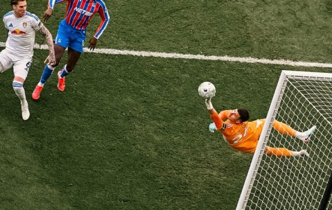 水晶宫战平利兹联，马特塔伤愈复出|英超|利兹联队|世界杯|哆啦A梦|替补_新浪体育_新浪新闻