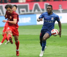 申花疯狂跑动的“双塔”整顿争冠军团