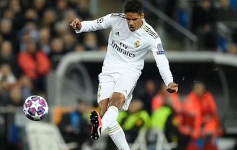 华体会官方网站-索帅：瓦拉内是天生赢家 埃弗拉：我想到了费迪南德